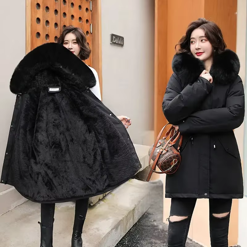 Veste d'hiver femmes Parka mode manteau Long doublure en laine Parkas à capuche mince avec col en fo