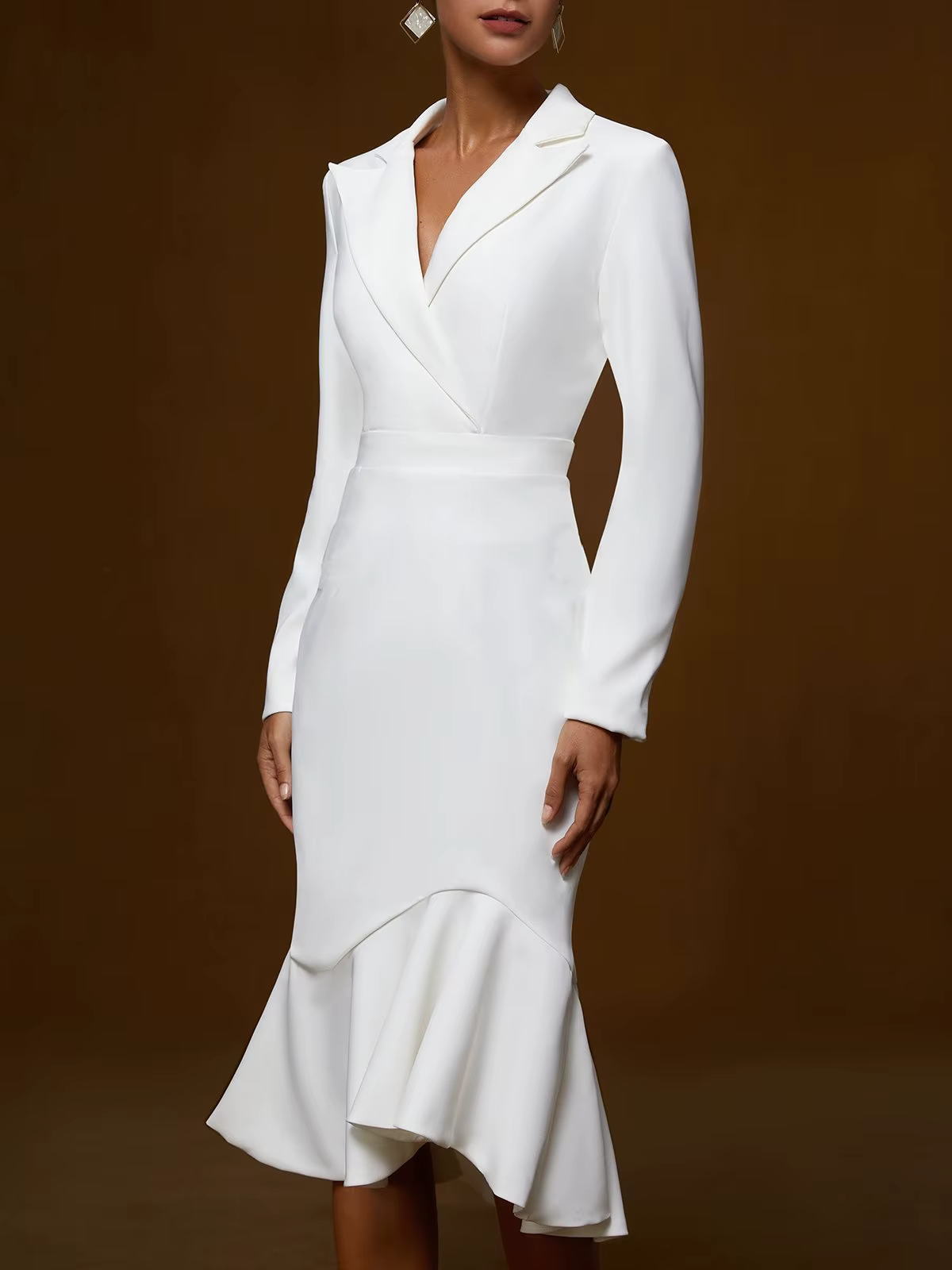 Robe midi sirène élégante à col à revers, manches longues et taille froncée pour femme, idéale pour 