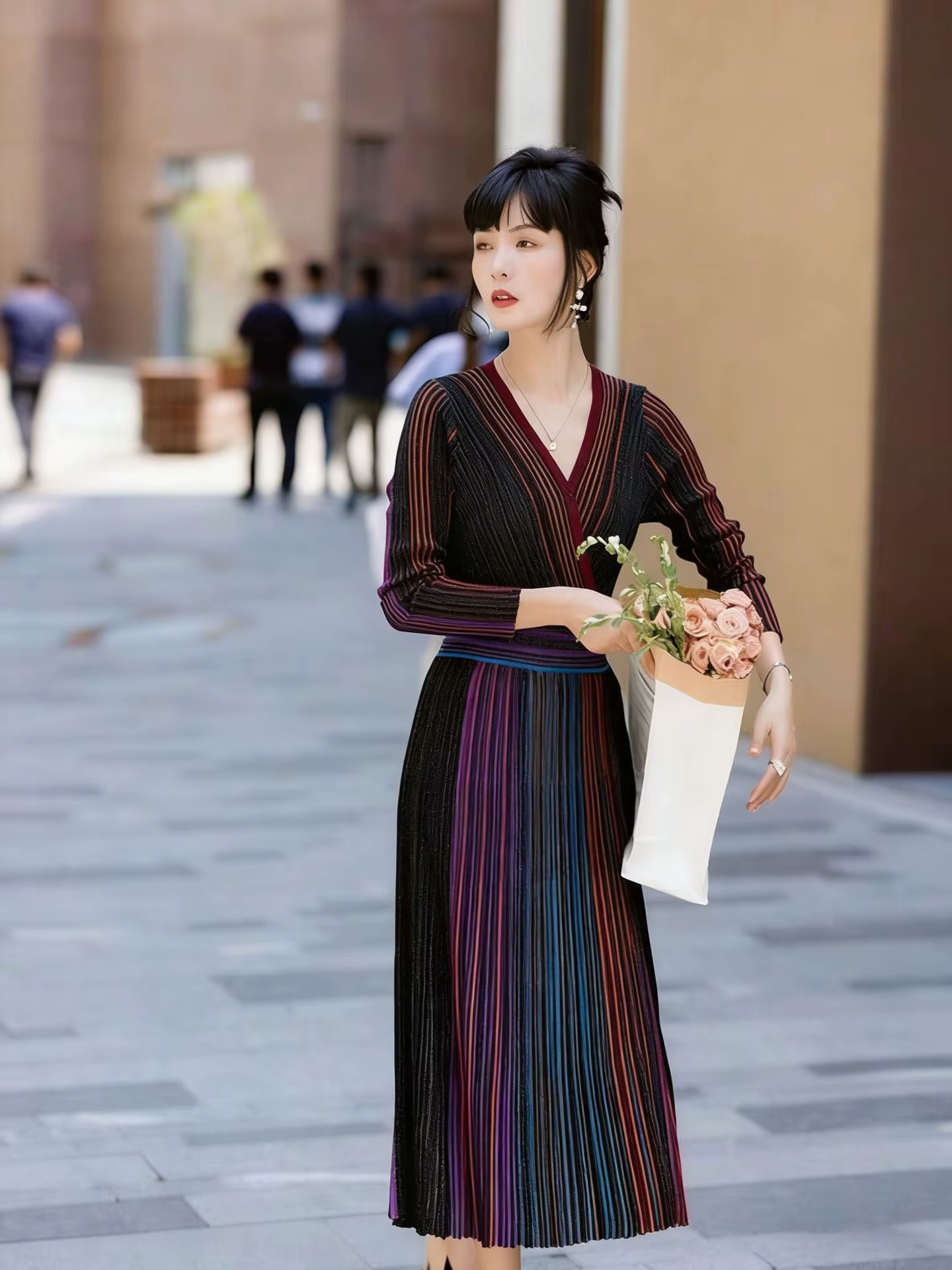 Robe midi en maille côtelée rayée arc-en-ciel pastel, col en V croisé, manches longues, douce et env