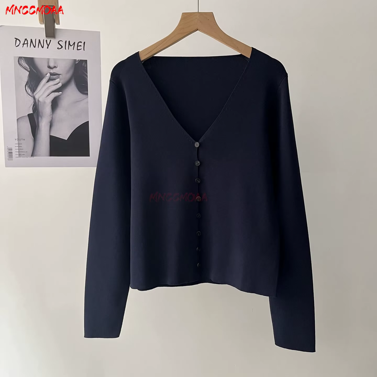 Cardigan en tricot bleu marine à col en V pour femme, coupe ajustée, manches longues, boutonné, auto