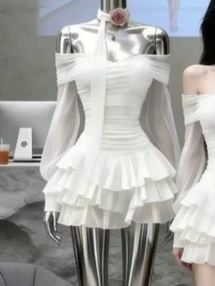 Robe longue élégante blanche à épaules dénudées pour femme, nouvelle collection, style princesse à v
