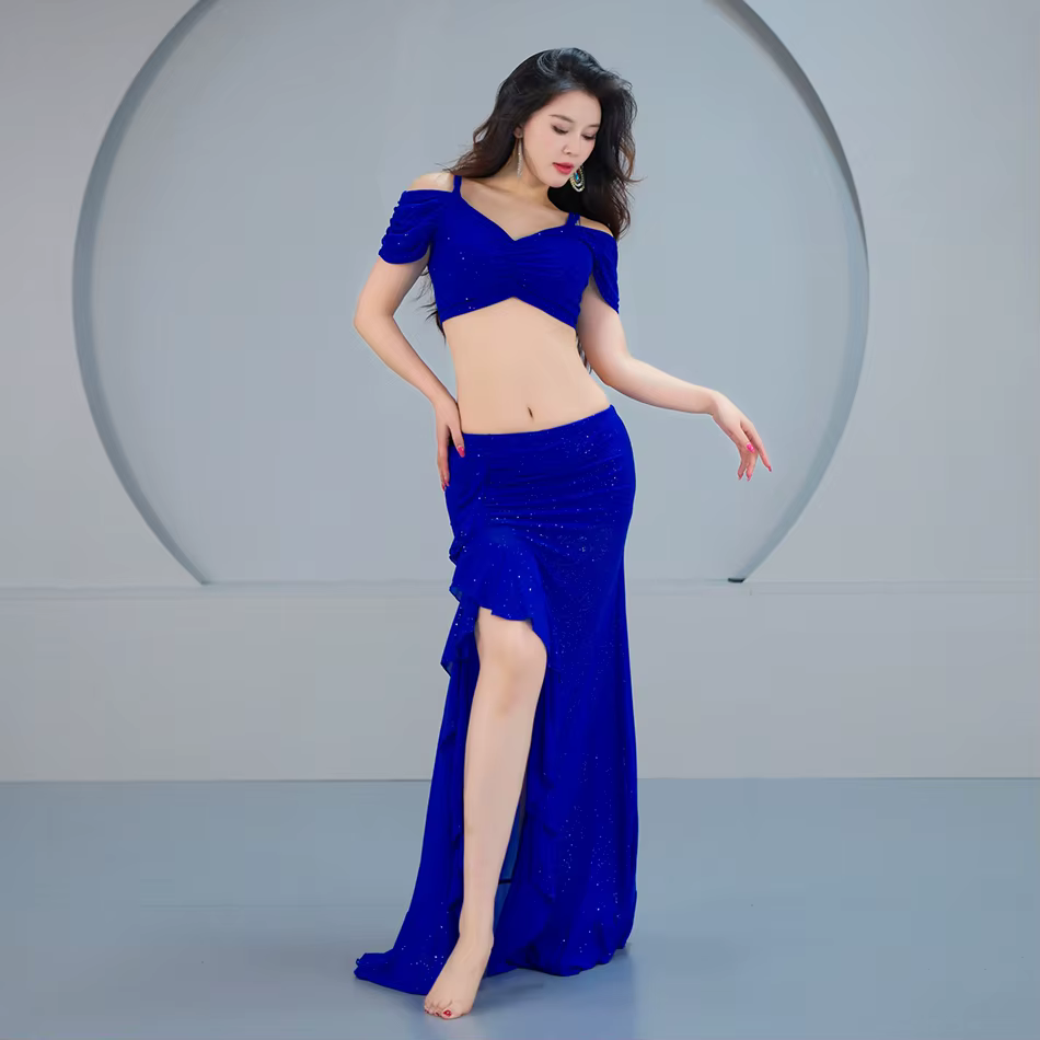 Ensemble 2 pièces pour femmes : Haut et jupe fendue sexy – Tenue de performance pour la danse du ven