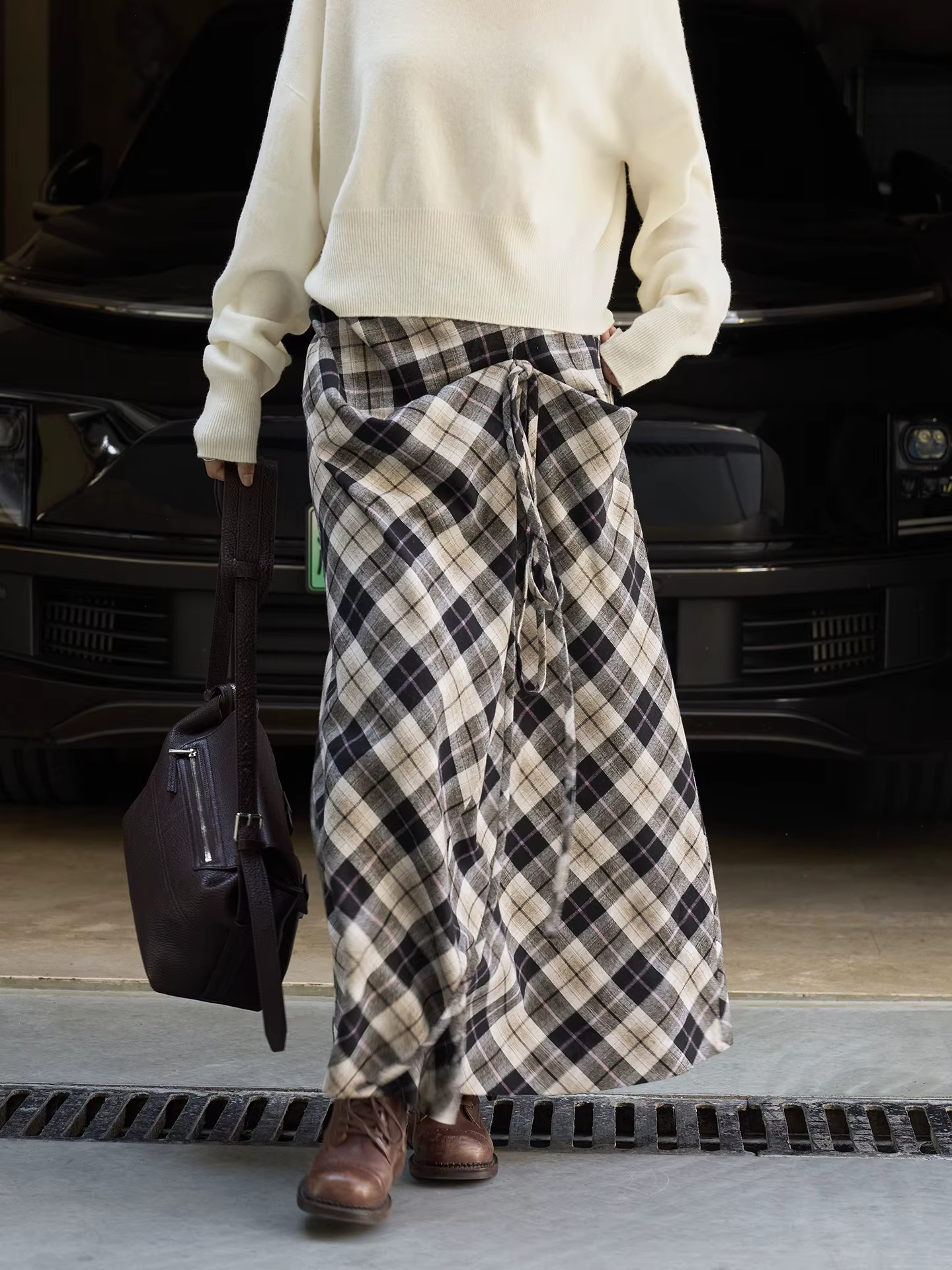 Demi-jupe asymétrique à motif Haig contrasté pour femmes, mode rétro, reflets, haut sens du design,