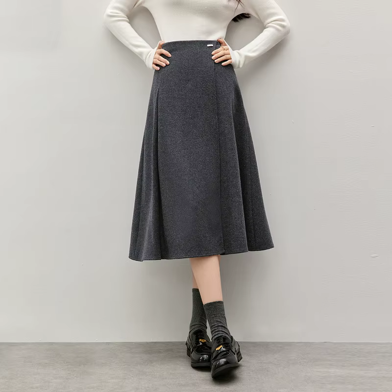 Jupe grise SENTUBILA pour femme, collection hiver 2026, taille haute simple, asymétrique, coupe trap