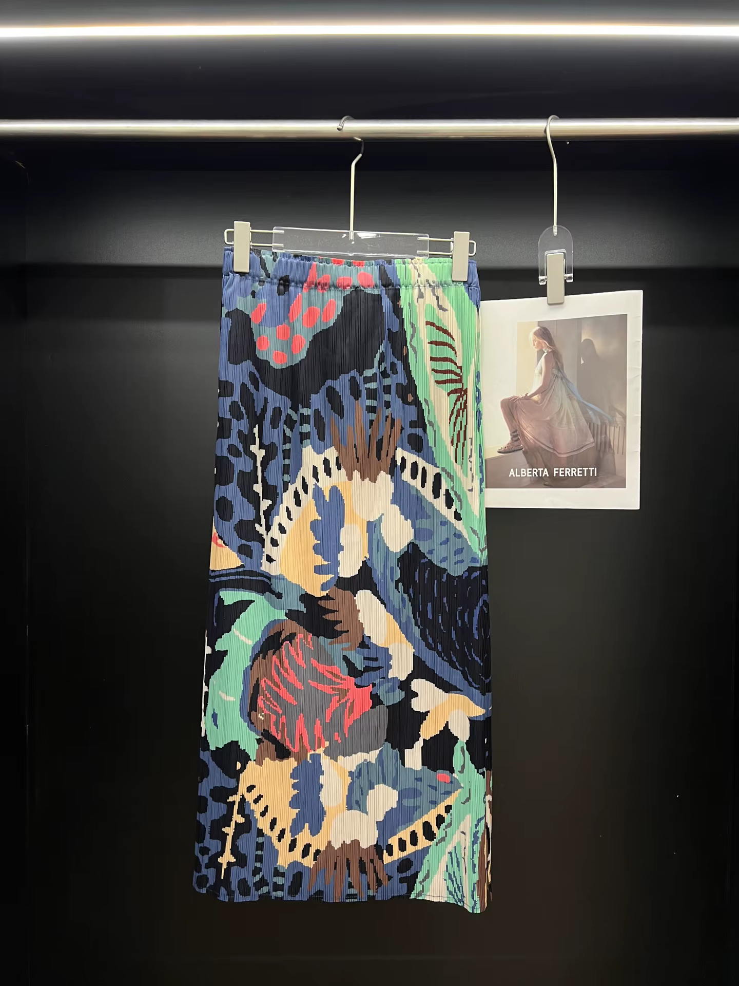 Miyake plissé Vintage imprimé demi-jupe 2025 été nouvelle taille haute mince drapé haut de gamme a-l