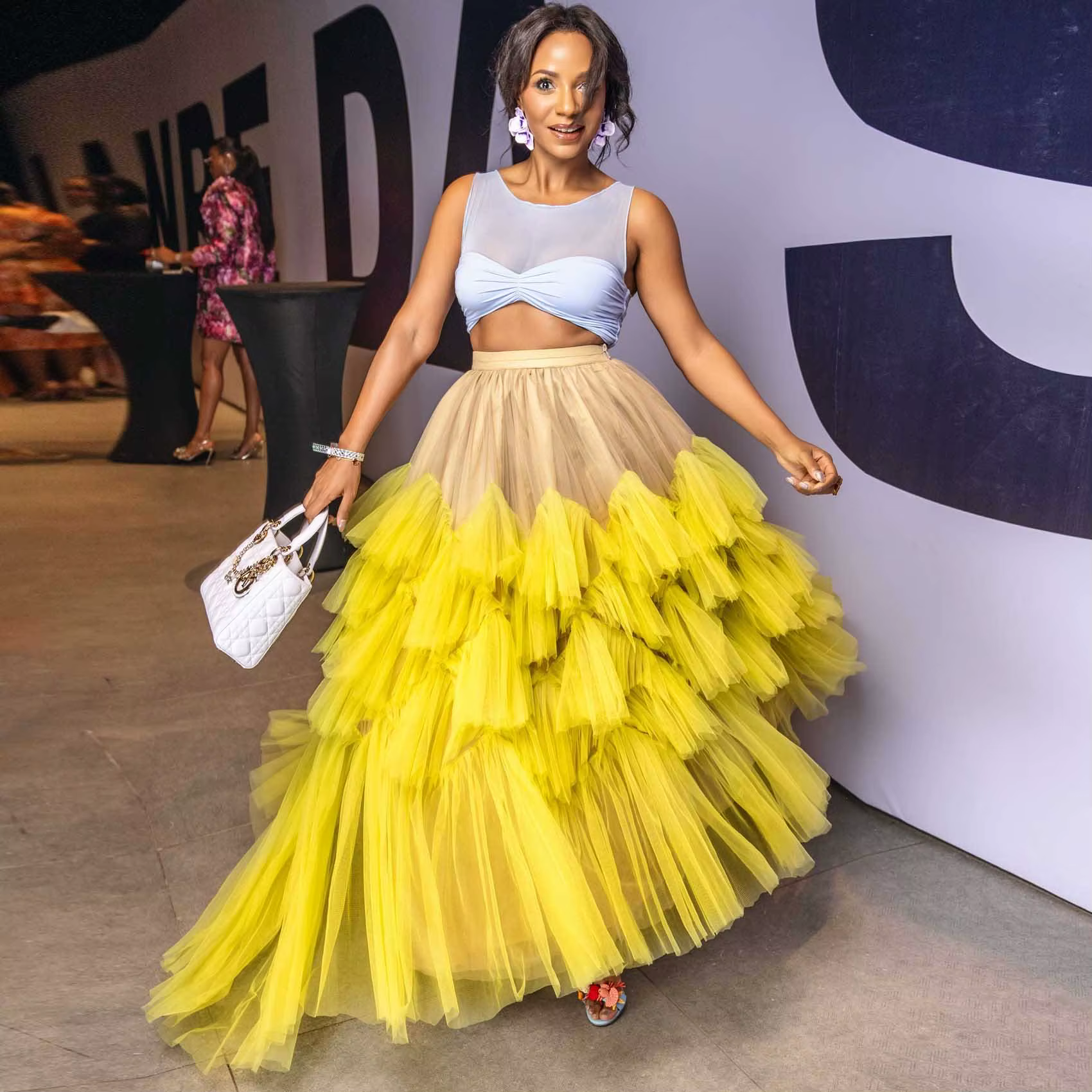 Jupe en Tulle superposée multicolore, longue jupe de soirée en maille jaune à volants, en Tulle doux