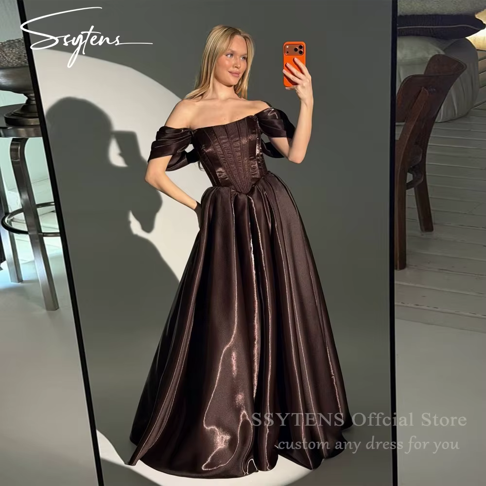 SSYTENS Robe de soirée en satin marron, épaules dénudées, longue, coupe trapèze, dos nu, personnalis