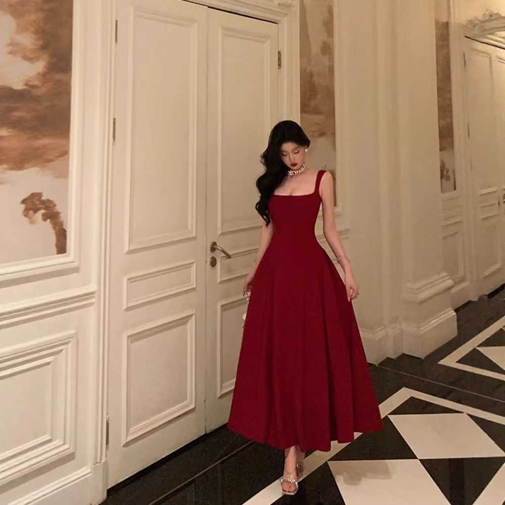 Robe rouge Hepburn élégante de Style français, nouvelle taille cintrée, amincissante, plissée, ligne