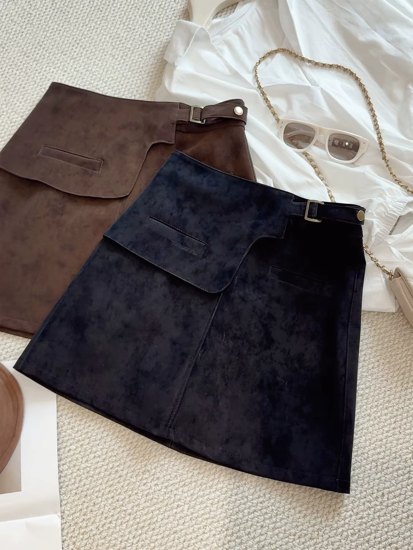Jupe en daim à la mode et élégante pour femmes en automne, style court polyvalent et amincissant, ju