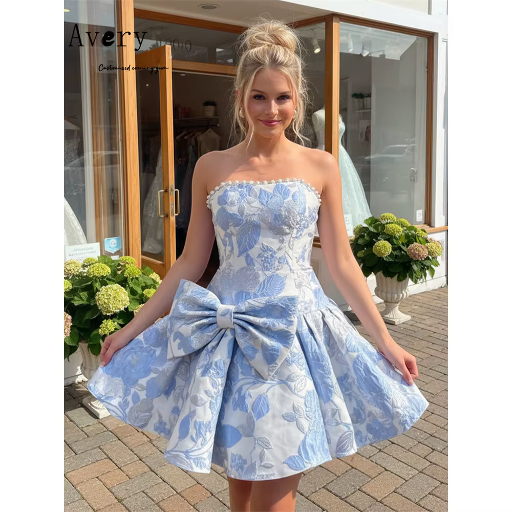 Robe de soirée élégante et chic Avery Custom Blue Skirt Beaded Bow, robe de soirée de luxe pour les
