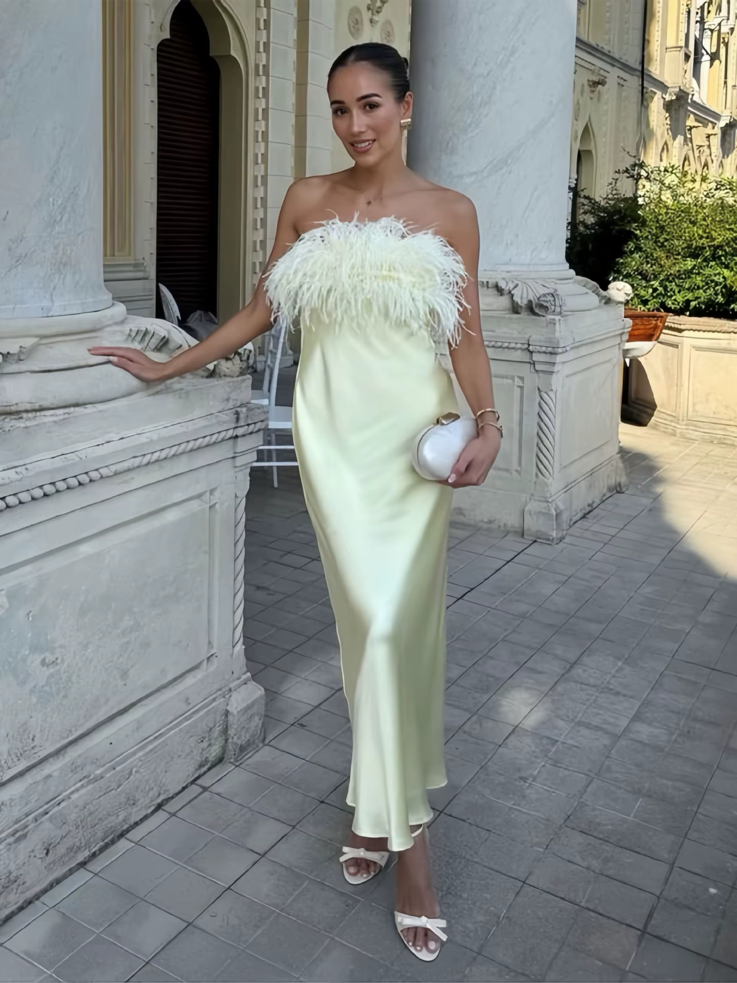Robe longue jaune en satin à franges pour femme, élégante, sans bretelles, sans manches, cintrée à l
