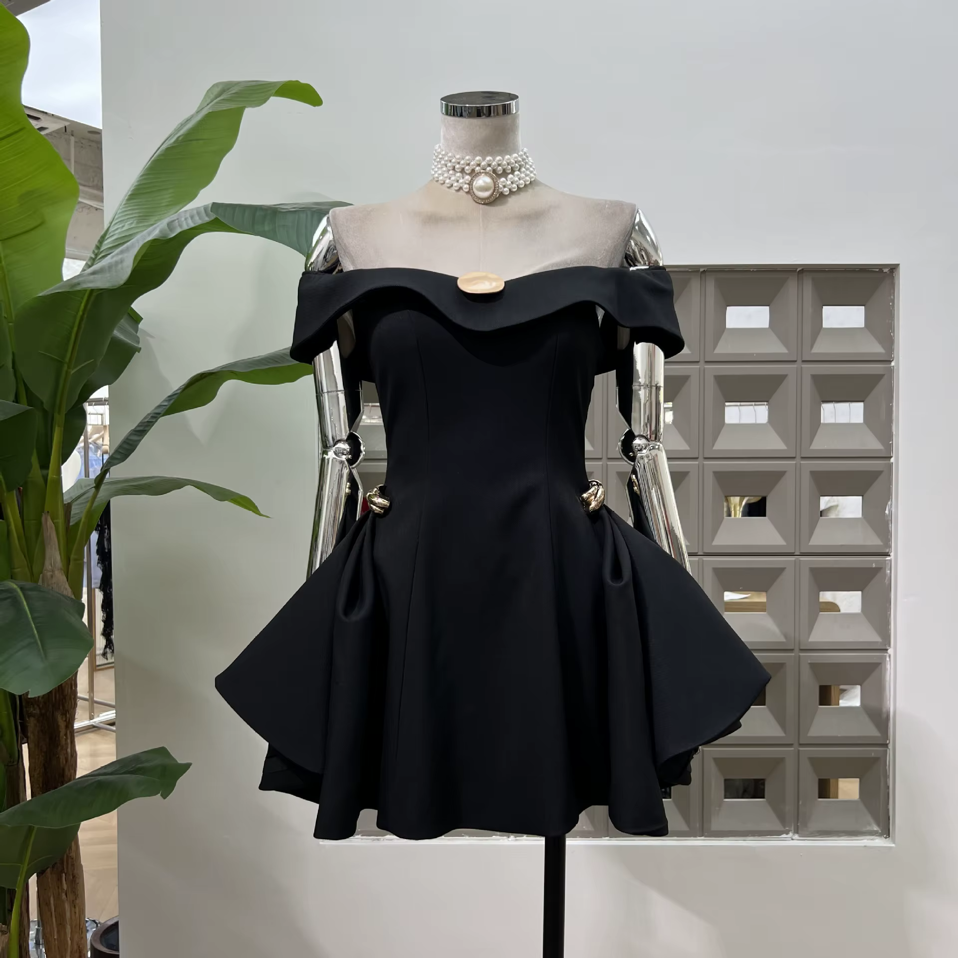 Robe de plage femme d'été, paréo pour sorties, Pure Desire, asymétrique à une épaule, jupe courte, n