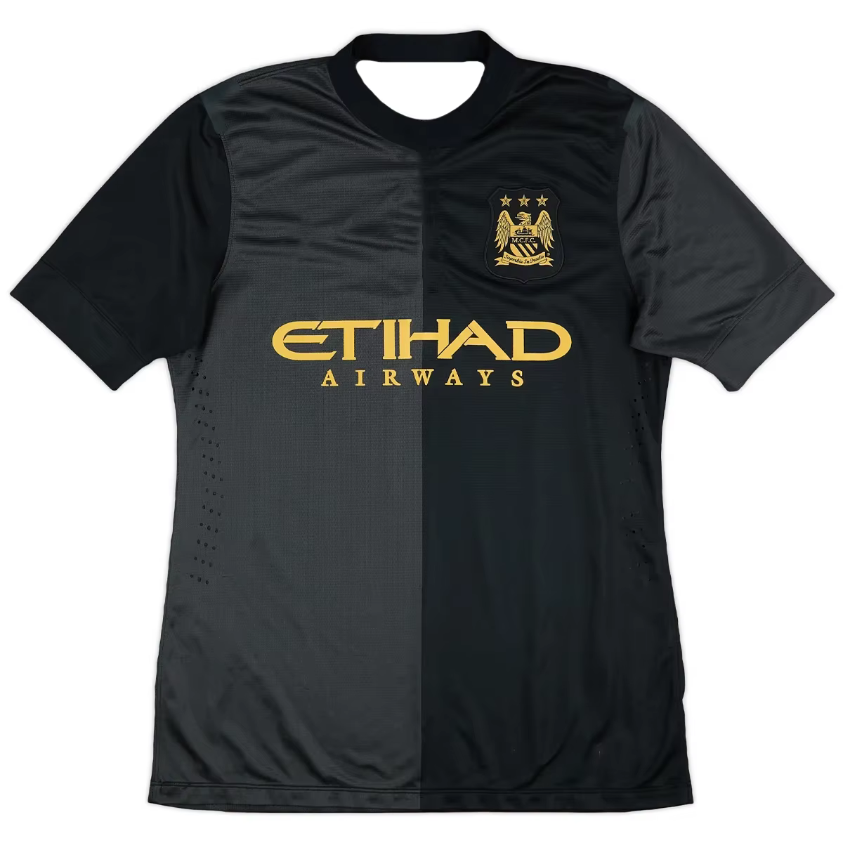 Nouveau style vintage 2026 Manchester City Maillot de football rétro Homme/Femme T-shirt de sport co