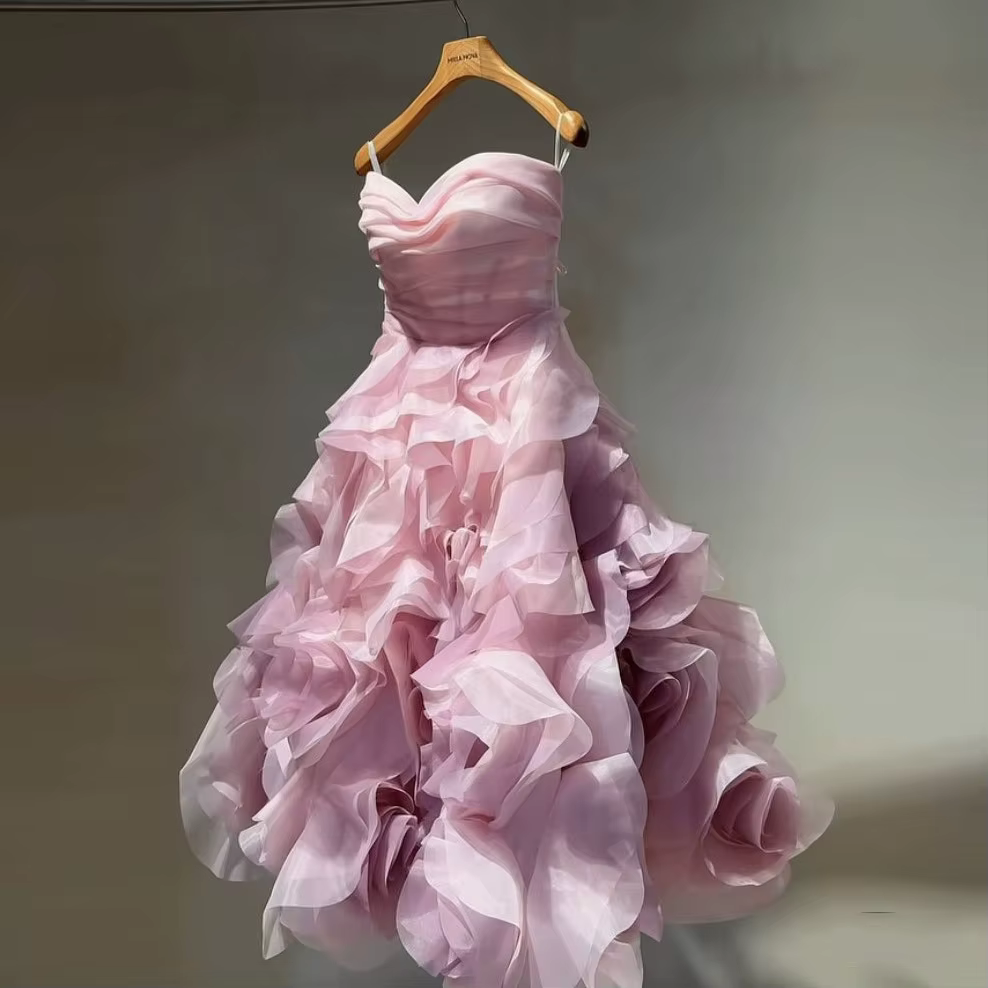 Robes de bal mi-longues en organza rose floral, à épaules dénudées, superposées, coupe trapèze, sur
