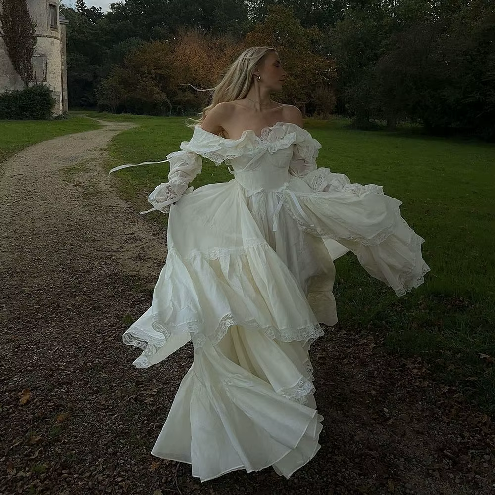 Robe de mariée princesse drapée à manches longues, épaules dénudées, ligne A, longueur au sol, robe