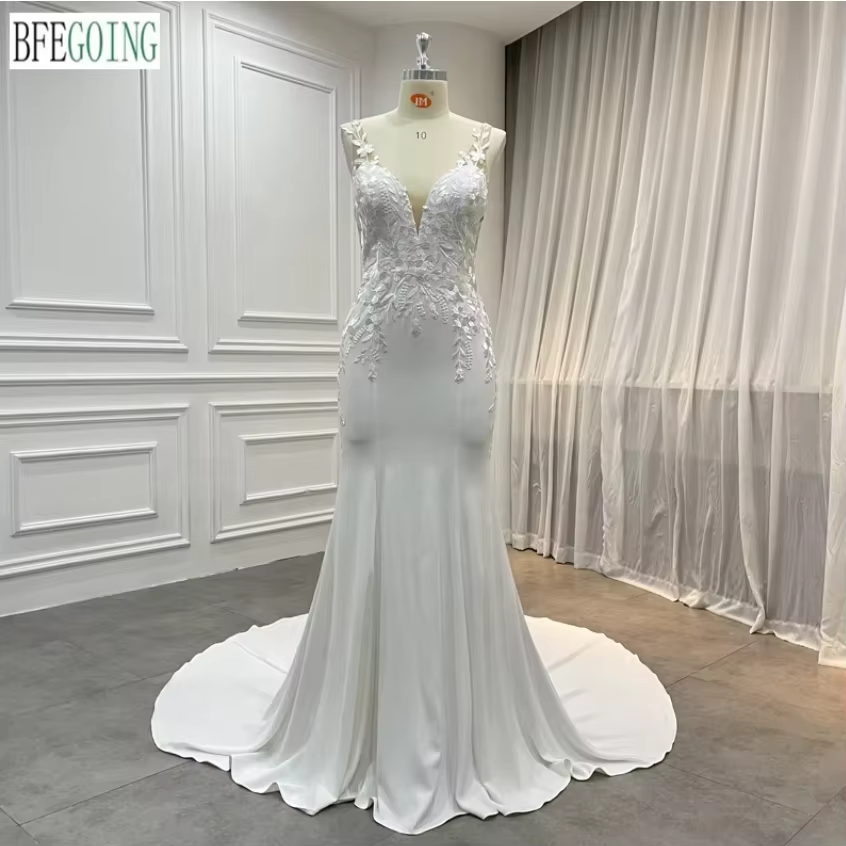 Robes de mariée sirène/trompette en mousseline de soie et crêpe en dentelle, avec traîne chapelle, p