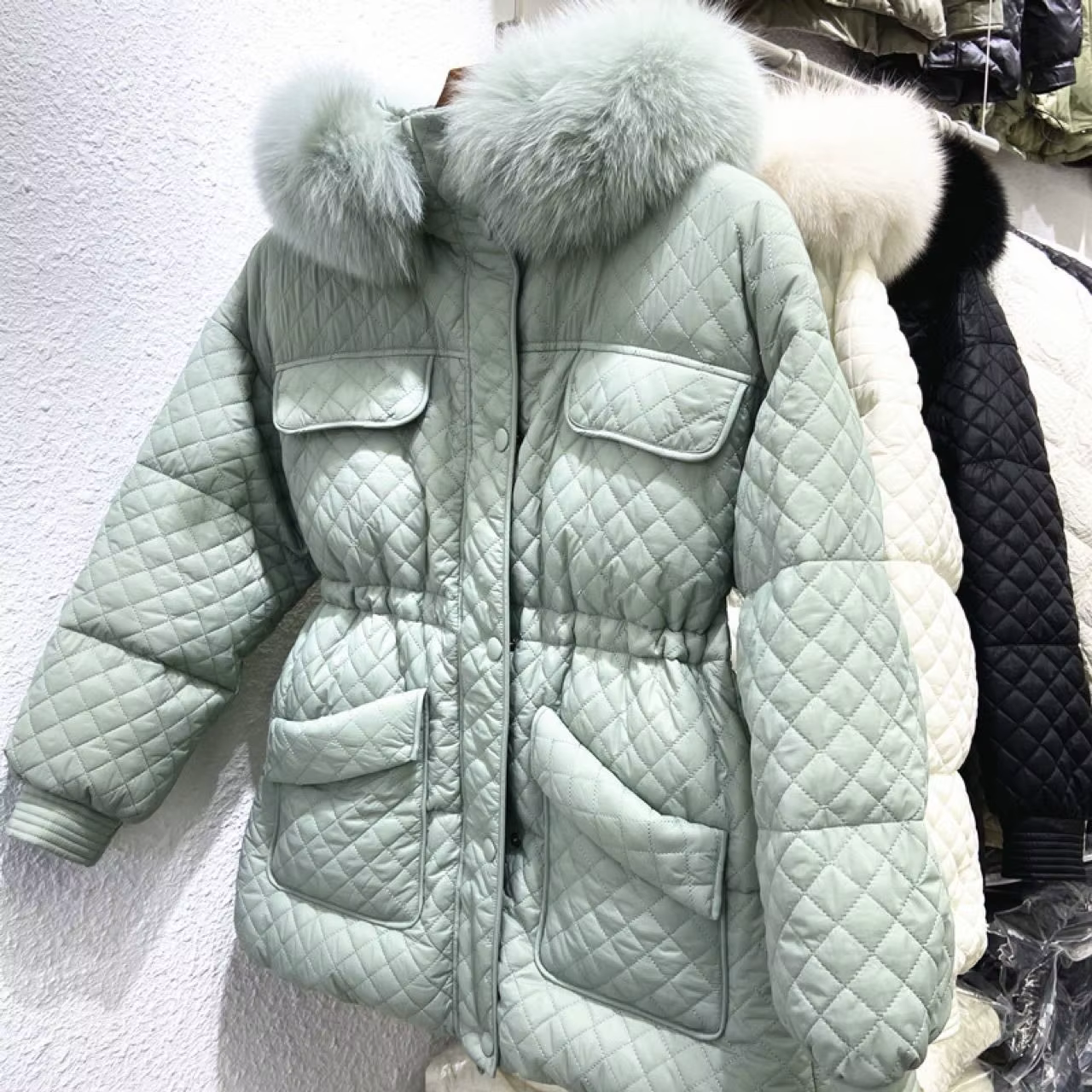 Doudoune courte femme 2025 nouvelle veste d'hiver moyenne et longue avec grand col en fourrure et ta