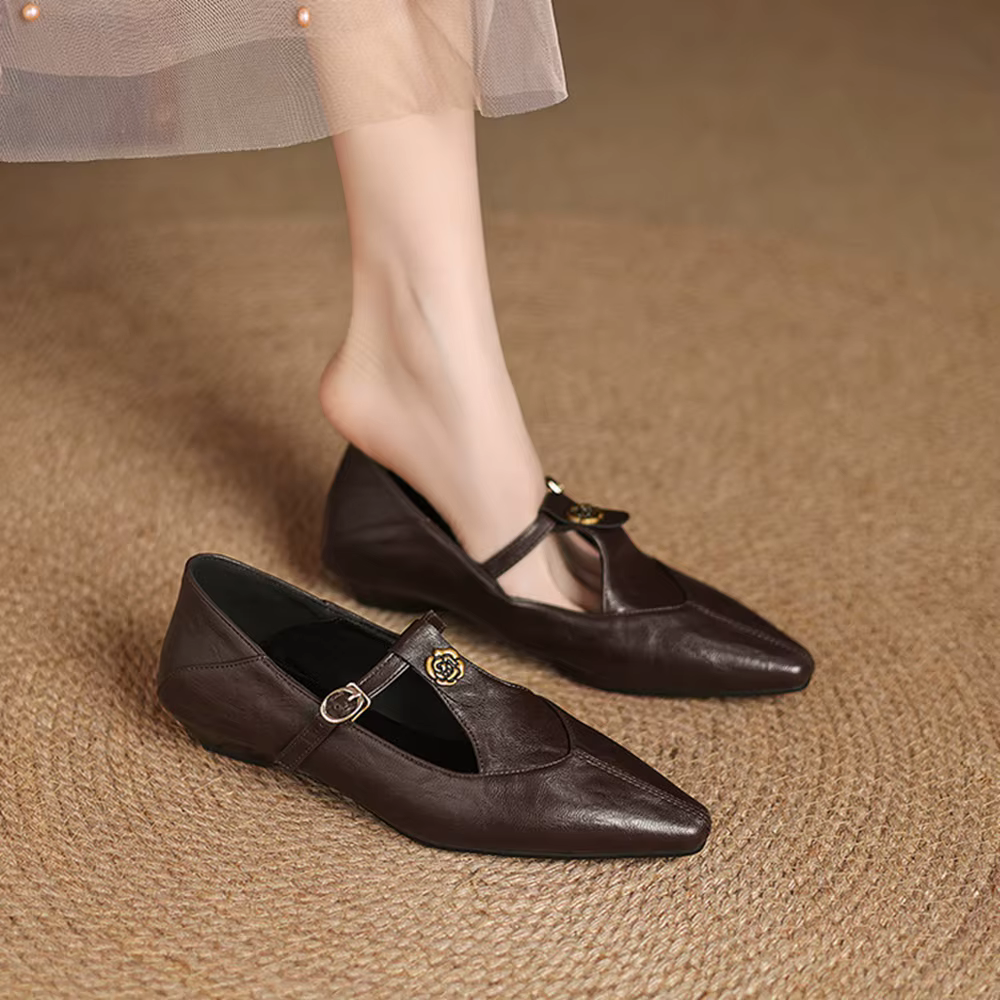Femmes printemps et automne rétro mode pointu unique chaussure robe fête chaussures de mariée boucle
