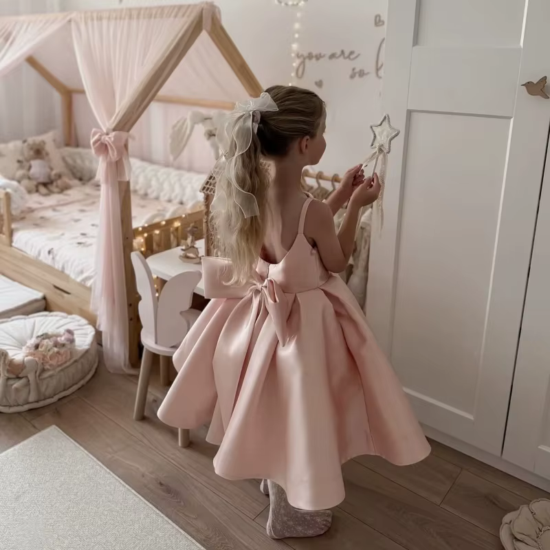 Robe de demoiselle d'honneur rose, robe de soirée élégante, nœud surdimensionné, choix idéal pour le