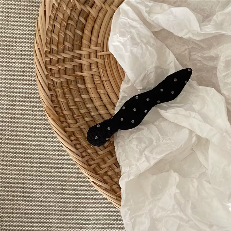 Pince à cheveux géométrique à pois noirs et blancs, à la mode et minimaliste, tissu rétro, gouttelet