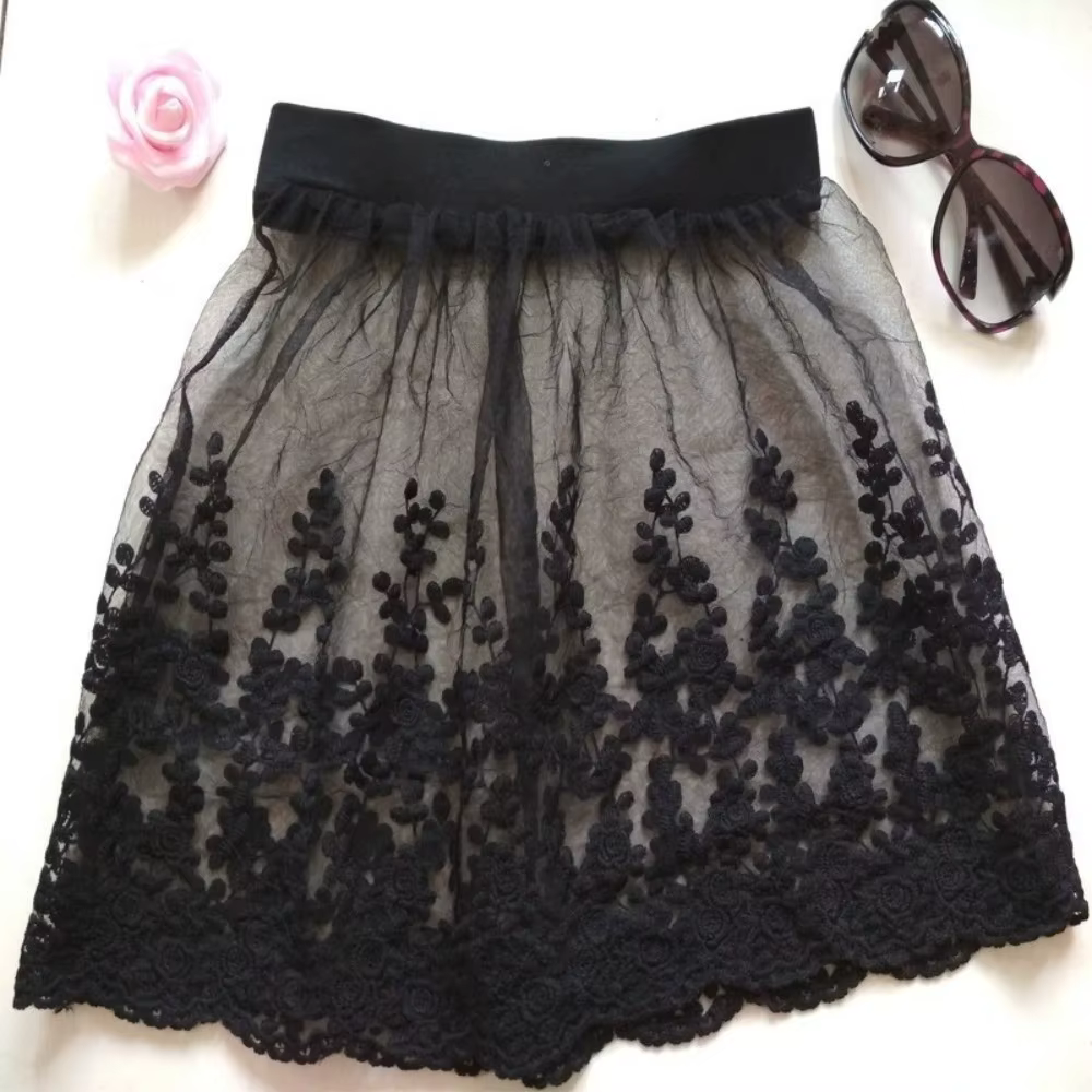 Jupon court taille haute en dentelle transparente brodé de fleurs pour femme