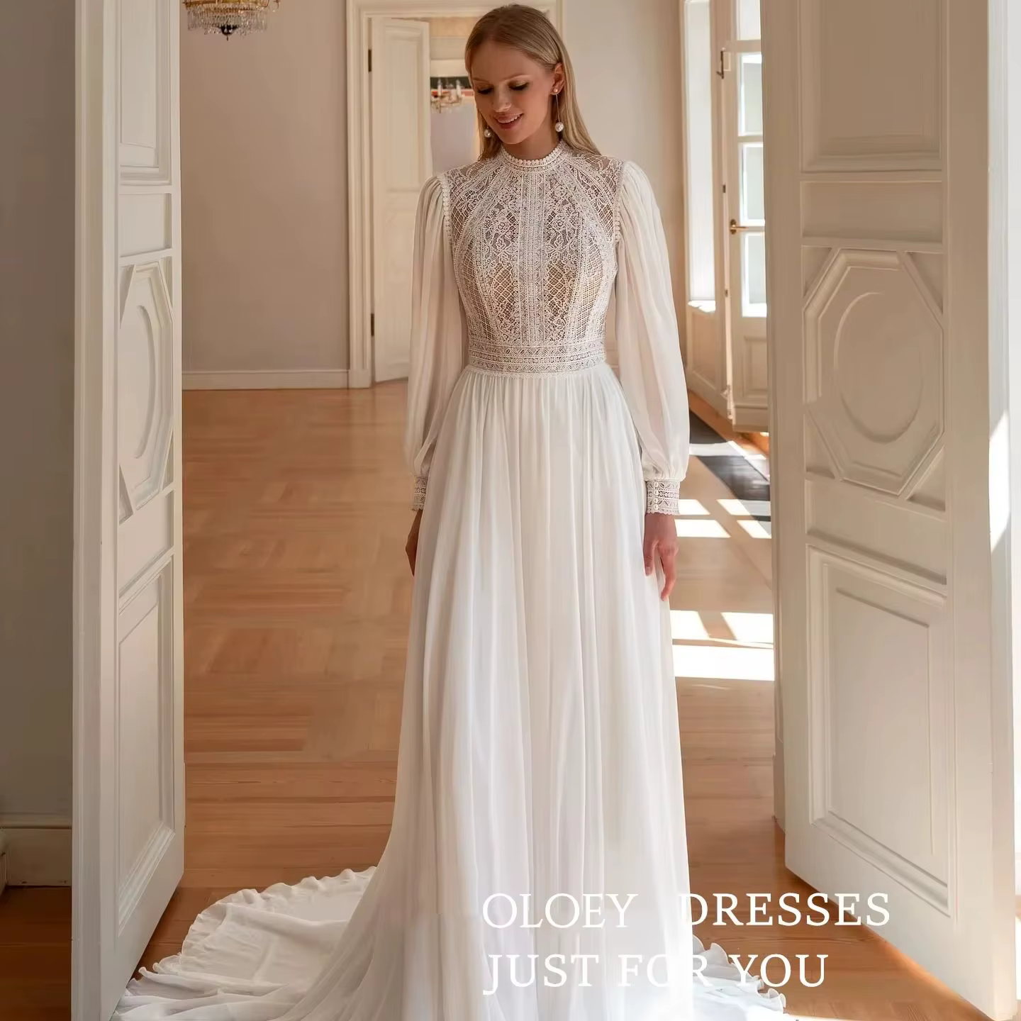 Robes de mariée en mousseline personnalisées OLOEY, appliques en dentelle, manches longues, coupe tr