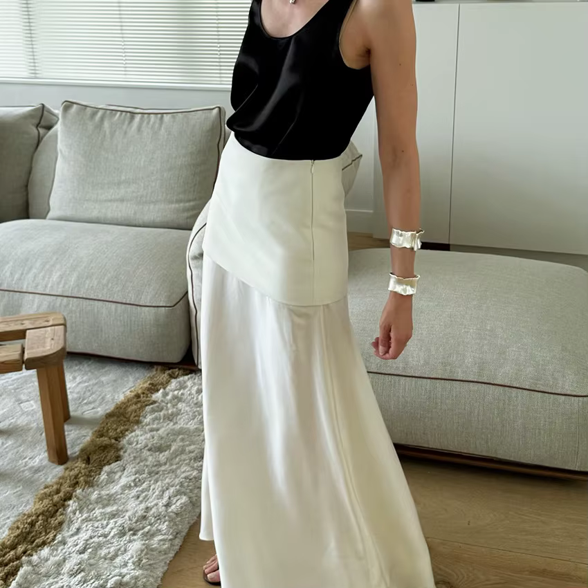 Jupe trapèze taille haute en satin 2025 - Un design qui corbe l'élégance à la mode