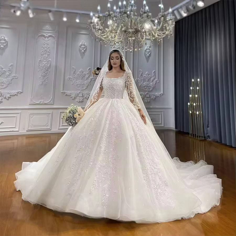 Magnifique robe de mariée à manches longues pour femmes, robe de mariée en dentelle avec appliques d