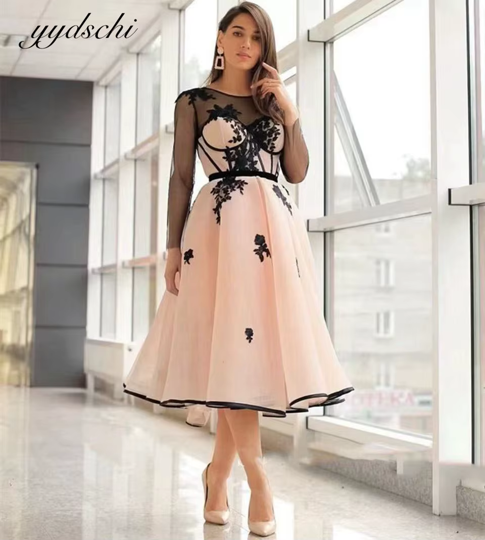 Robes de bal 2026 roses à manches longues et col rond pour femmes, robes de soirée avec appliques il