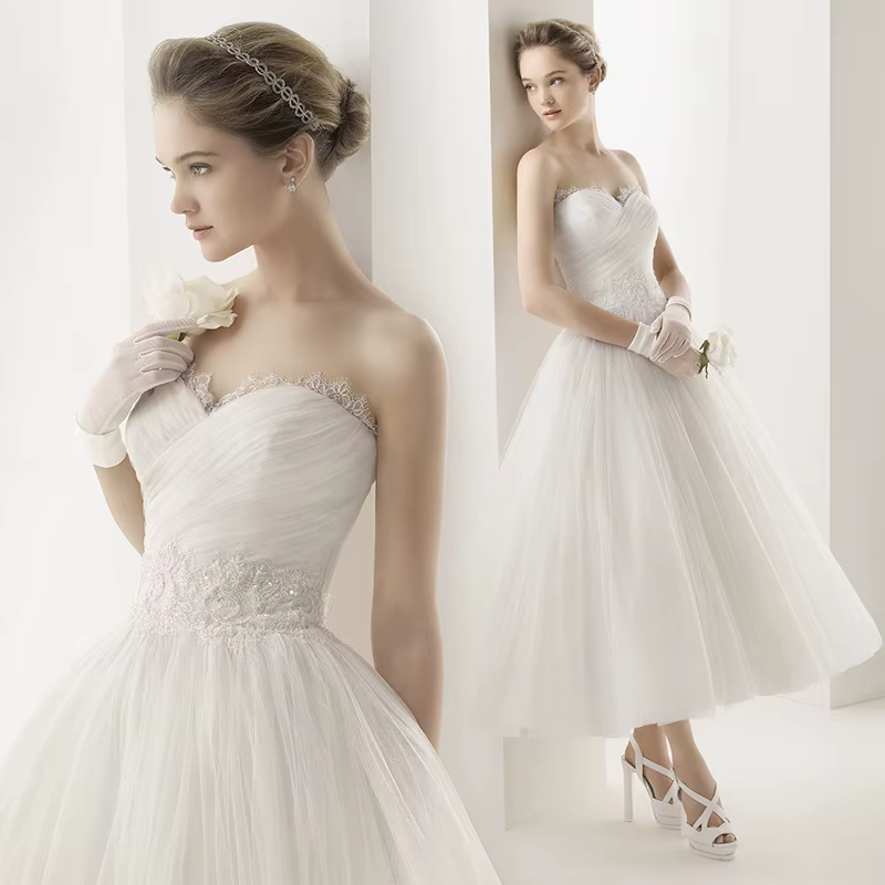 Robe de mariée en dentelle Simple, sans bretelles, moelleuse, mi-longue, élégante, Style hospitalier