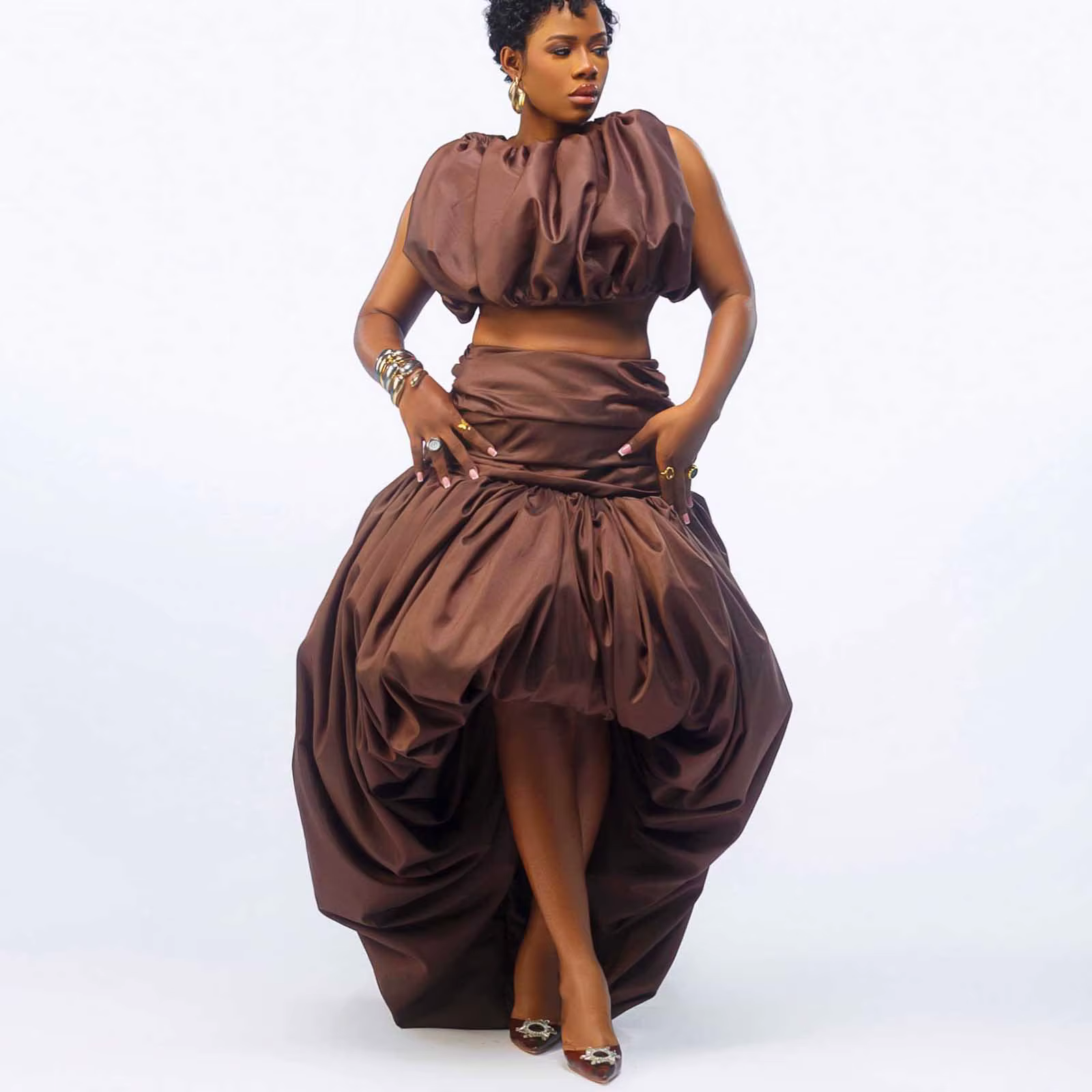 Jupe haute basse marron personnalisée jupes de soirée en Satin plissé africain jupe bulle à volants