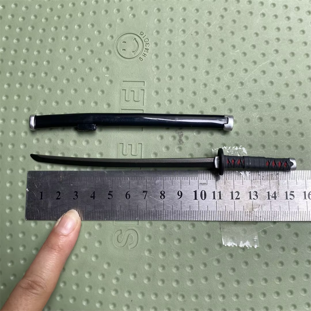 Armes de personnages d'anime japonais, échelle 1/12, Mini accessoires de scène d'épée longue adaptés
