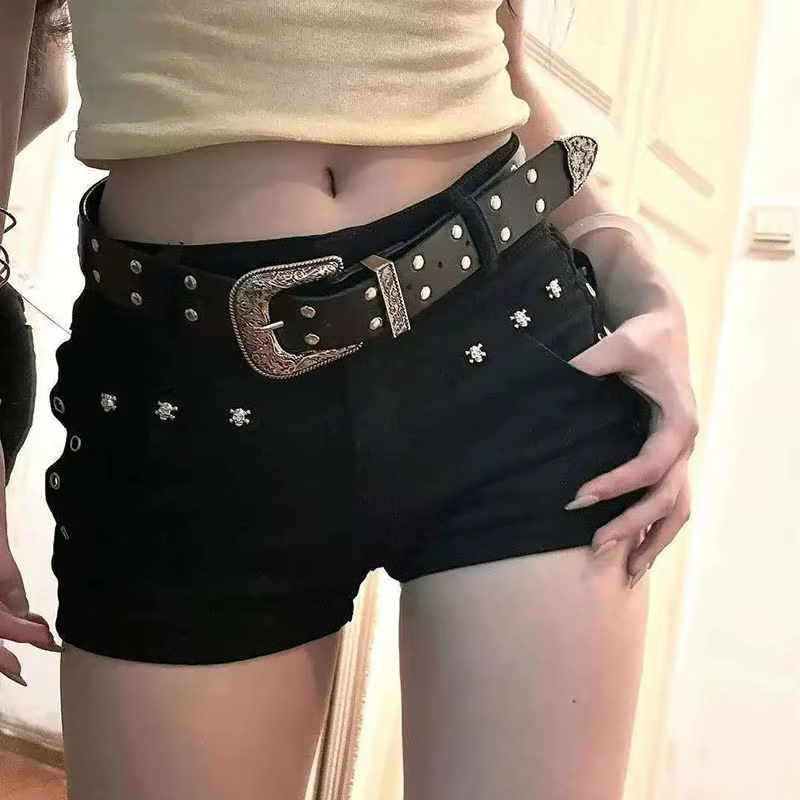 Noir Sexy taille basse Y2K Jean Shorts femme Punk gothique populaire Denim Super Shorts femme mode c