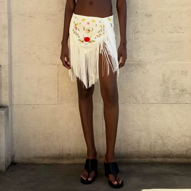 Ensemble jupe midi sexy vert dégradé avec haut cache-cœur à franges