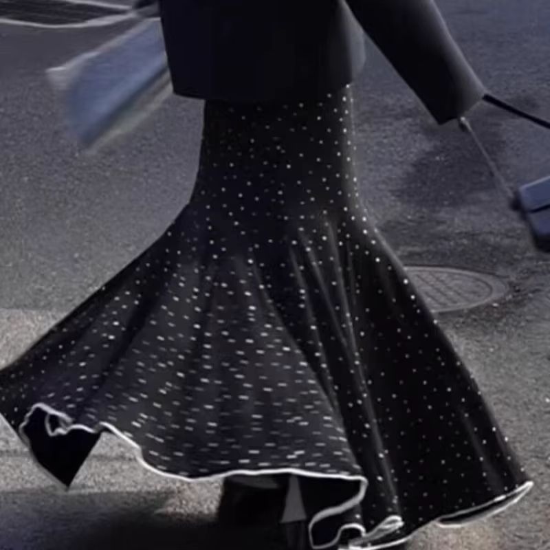 Jupe mi-longue rétro d'inspiration vintage pour femmes