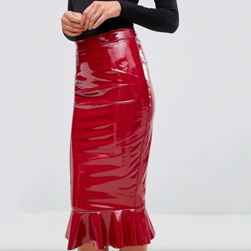 Jupe mi-longue à volants en faux latex pour femmes