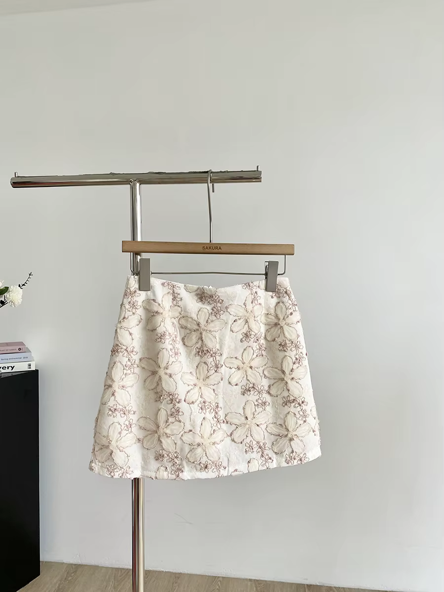 Femmes été automne doux Floral une ligne Mini jupe dame Streetwear taille haute brodé fleur jupe courte