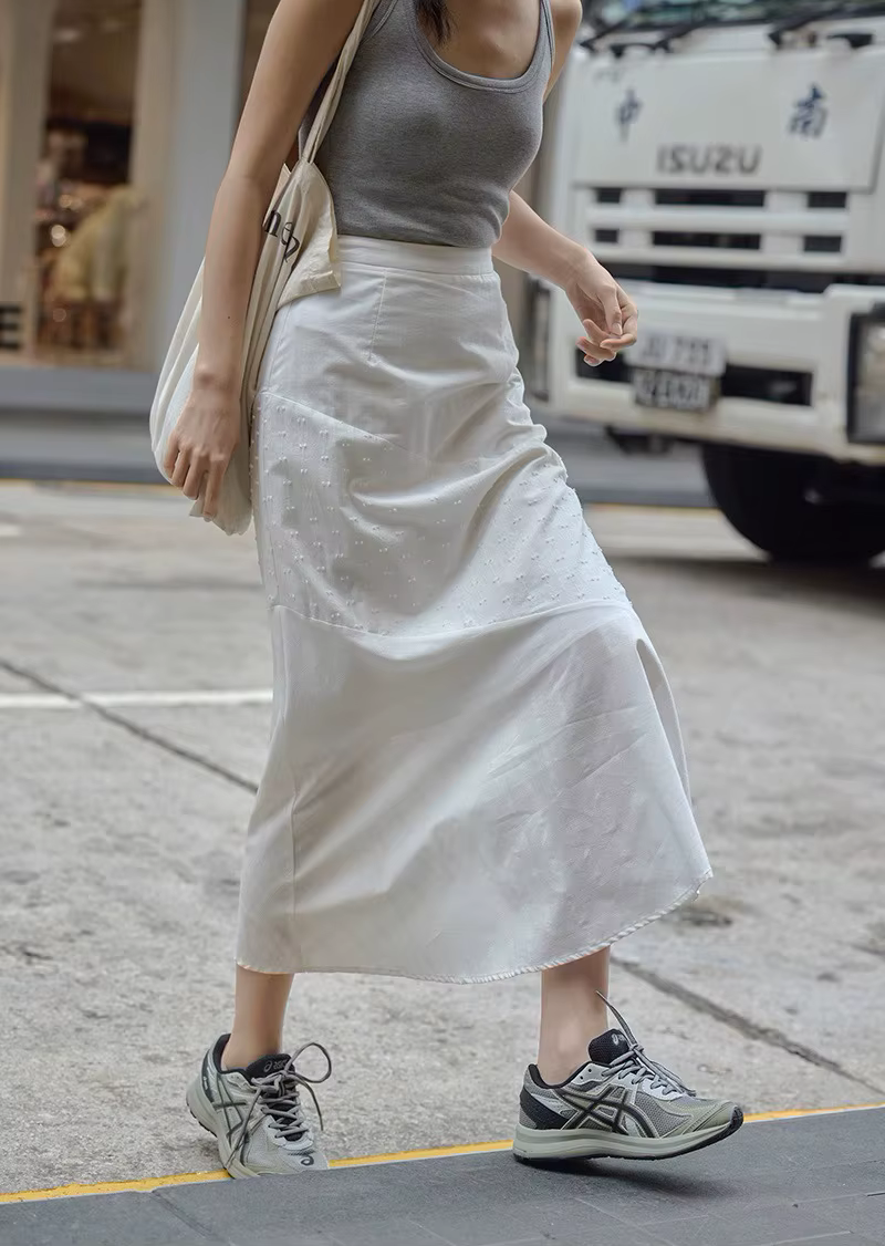 Jupe midi blanche à empiècements pour femme