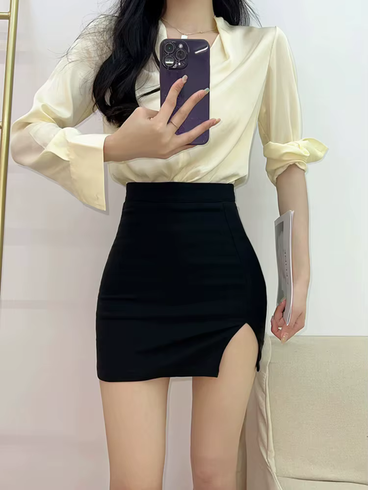 Mini-jupe noire élastique sexy pour femme