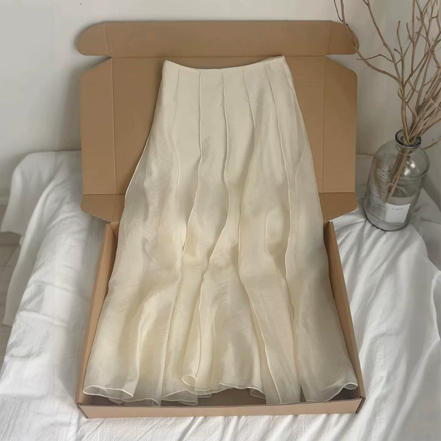Recommandation de niveau Chao! Jupe mi-longue plissée trapèze abricot avec bordure en dentelle taille haute amincissante Nouveau style 2026