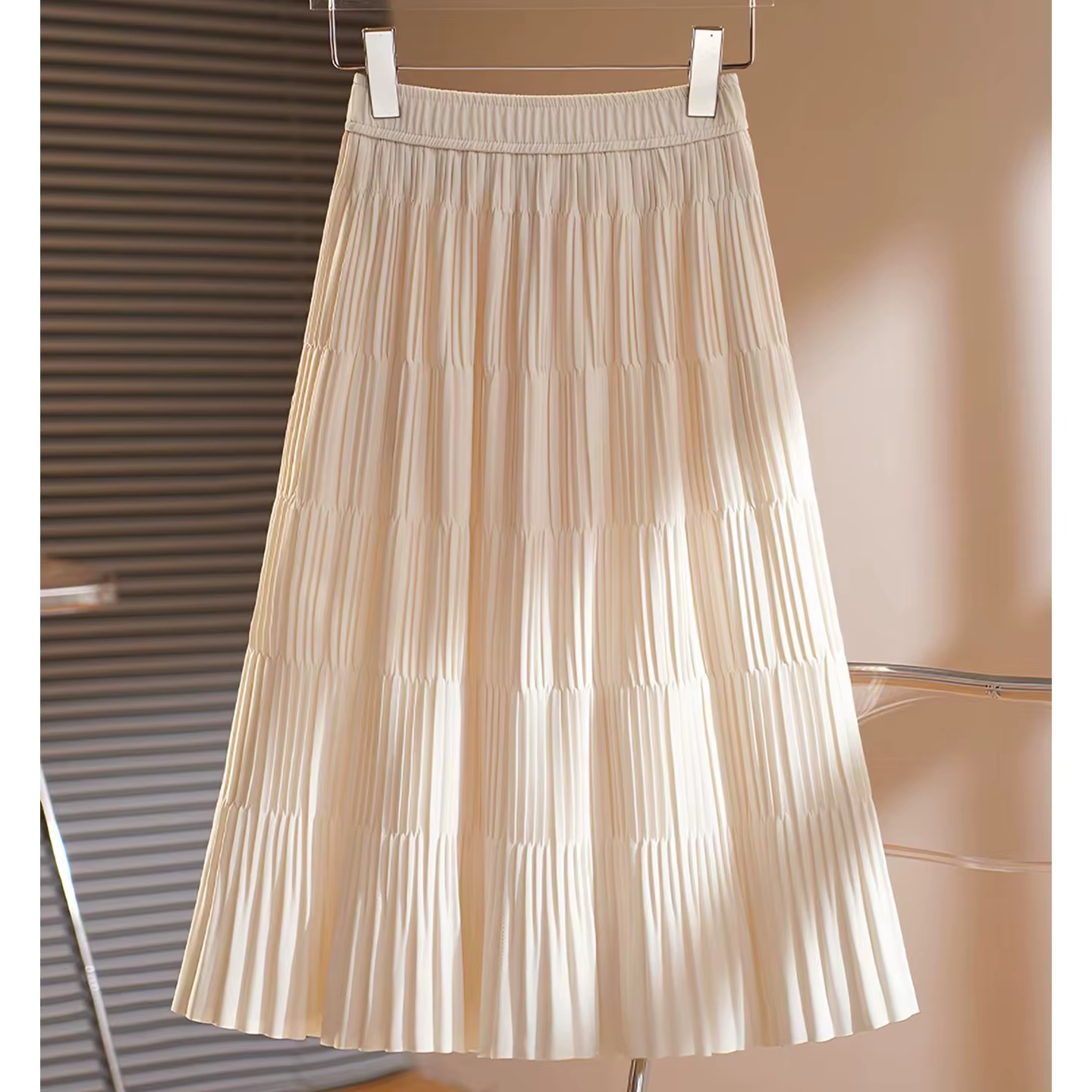 Jupe plissée Miyake pour femmes, nouvelle collection automne 2026, taille haute, amincissante, élégante, ample, tendance, coupe A-line, longueur mi-longue.